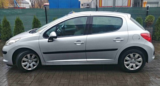 Peugeot 207 Moc 75 KM, poj 1400, 85 000 km, klima, ubezp. i przeg